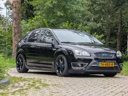Zwart Gebruikt 2006 Ford Focus ST Hatchback | € 8.499 (Eerlijke prijs)