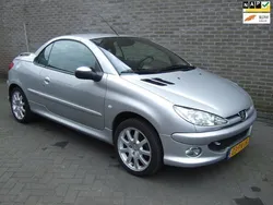 Grijs Gebruikt 2004 Peugeot 206 CC Cabriolet | € 2.950 (Duur)
