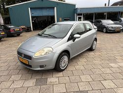 Grijs Gebruikt 2008 Fiat Grande Punto Dynamic Hatchback | € 1.500 (Eerlijke prijs)