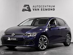 Blauw Gebruikt 2021 VW Golf VIII Hatchback | € 19.999 (Goede deal)