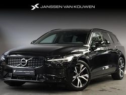 Zwart Gebruikt 2021 Volvo V60 R-Design Stationwagen | € 33.885 (Eerlijke prijs)