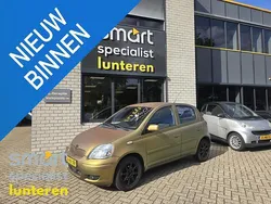 Grijs Gebruikt 2005 Toyota Yaris Hatchback | € 2.650 (Eerlijke prijs)