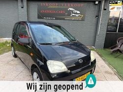 Zwart Gebruikt 2005 Daihatsu Cuore Hatchback | € 990 (Eerlijke prijs)