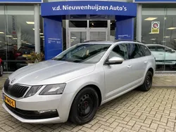 Grijs Gebruikt 2018 Skoda Octavia Business Line Stationwagen | € 17.945 (Eerlijke prijs)
