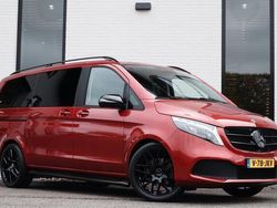 Rood Gebruikt 2023 Mercedes V250 MPV | € 57.950 (Eerlijke prijs)