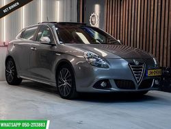 Grijs Gebruikt 2014 Alfa Romeo Giulietta Exclusive Hatchback | € 5.990