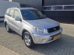 Grijs Gebruikt 2004 Toyota RAV4 Sol SUV | € 5.999 (Eerlijke prijs)