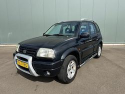 Zwart Gebruikt 2002 Suzuki Grand Vitara SUV | € 3.995 (Eerlijke prijs)