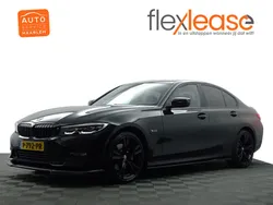 Zwart Gebruikt 2022 BMW 320e M Performance Sedan | € 34.900 (Eerlijke prijs)