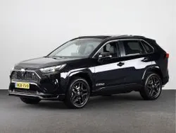 Attitude black metallic (donker zwart metallic) Gebruikt 2025 Toyota RAV4 Sport SUV | € 58.945 (Iets duurder)
