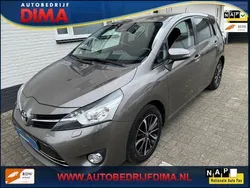 Grijs Gebruikt 2018 Toyota Verso Edition-S MPV | € 18.890 (Eerlijke prijs)