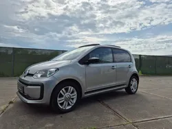 Grijs Gebruikt 2019 VW up! Hatchback | € 12.500 (Iets duurder)