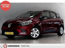 Rood Gebruikt 2019 Renault Clio GrandTour Life Stationwagen | € 8.450 (Goede deal)