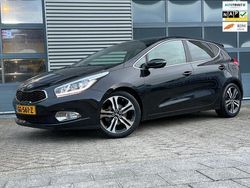 Zwart Gebruikt 2015 Kia Ceed Hatchback | € 10.499 (Eerlijke prijs)