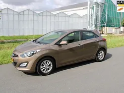 Bruin Gebruikt 2012 Hyundai i30 Hatchback | € 10.950 (Eerlijke prijs)