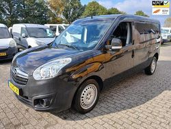 Zwart Gebruikt 2017 Opel Combo Edition MPV | € 6.950 (Eerlijke prijs)