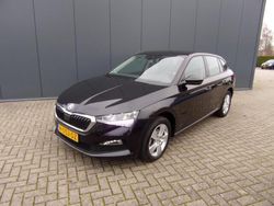 Zwart Gebruikt 2020 Skoda Scala Ambition Hatchback | € 14.950 (Eerlijke prijs)
