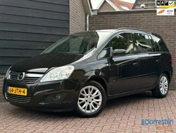 Zwart Gebruikt 2009 Opel Zafira MPV | € 5.950 (Duur)