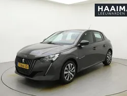 Grijs Gebruikt 2023 Peugeot 208 Active Hatchback | € 26.945