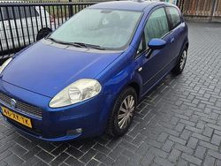 Blauw Gebruikt 2007 Fiat Grande Punto Dynamic Hatchback | € 1.499 (Eerlijke prijs)