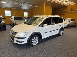 Wit Gebruikt 2008 VW Touran Cross MPV | € 7.499