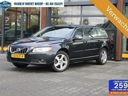 Grijs Gebruikt 2011 Volvo V70 Stationwagen | € 15.994