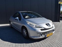Grijs Gebruikt 2007 Peugeot 207 CC Cabriolet | € 1.999 (Goede deal)