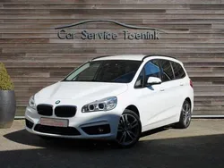 Wit, andere lak Gebruikt 2018 BMW 218 MPV | € 16.950 (Eerlijke prijs)