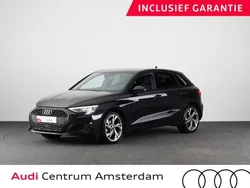 Zwart Gebruikt 2023 Audi A3 Sportback Advanced Hatchback | € 28.849 (Goede deal)