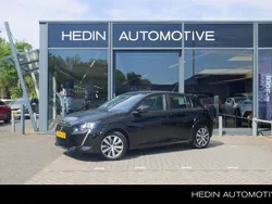 Zwart Gebruikt 2023 Peugeot e-208 Active Hatchback | € 20.745 (Goede deal)