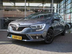 Grijs Gebruikt 2016 Renault Mégane III Bose Edition Hatchback | € 9.945 (Eerlijke prijs)