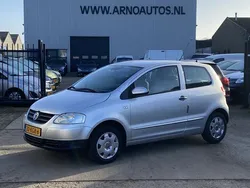 Grijs Gebruikt 2009 VW Fox Trendline Hatchback | € 2.895 (Iets duurder)