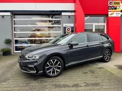Grijs Gebruikt 2021 VW Passat Business Stationwagen | € 23.450 (Goede deal)