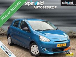 Blauw Gebruikt 2014 Mitsubishi Space Star Inform Hatchback | € 3.999 (Eerlijke prijs)