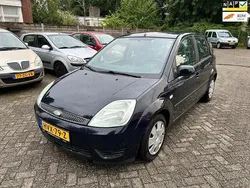 Blauw Gebruikt 2005 Ford Fiesta Ambiente Hatchback | € 1.750 (Eerlijke prijs)