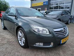 Groen Gebruikt 2009 Opel Insignia Sport Hatchback | € 5.795 (Eerlijke prijs)