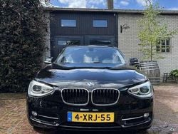 Zwart Gebruikt 2014 BMW 114 Hatchback | € 9.000 (Eerlijke prijs)