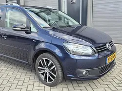 Blauw Gebruikt 2013 VW Touran Highline MPV | € 13.450 (Iets duurder)