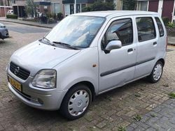 Zilver Gebruikt 2002 Opel Agila Comfort MPV | € 750 (Eerlijke prijs)