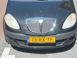 Zwart Gebruikt 2005 Lancia Musa MPV | € 1.950 (Goede deal)