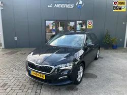 Zwart Gebruikt 2020 Skoda Scala Ambition Hatchback | € 11.950 (Goede deal)