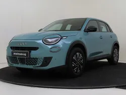Blauw, metallic lak Nieuw 2024 Fiat 600 Urban SUV | € 25.925 (Super prijs)