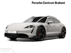 Beige Gebruikt 2024 Porsche Taycan 4S Cross Turismo Sedan | € 109.750 (Iets duurder)