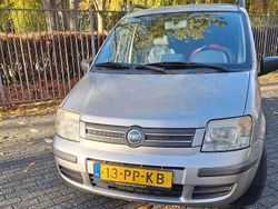 Grijs Gebruikt 2004 Fiat Panda Emotion Hatchback | € 1.850 (Iets duurder)