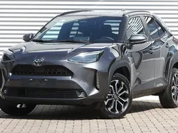 Grijs Nieuw 2025 Toyota Yaris Cross Team SUV | € 33.245 (Eerlijke prijs)