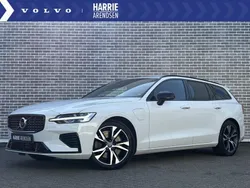 Wit Gebruikt 2021 Volvo V60 R-Design Stationwagen | € 36.899 (Eerlijke prijs)