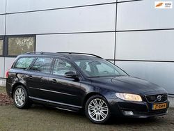 Blauw Gebruikt 2015 Volvo V70 Summum Stationwagen | € 6.950 (Goede deal)