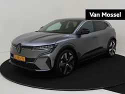 Gris schiste kqg Gebruikt 2024 Renault Mégane Techno Hatchback | € 34.930 (Iets duurder)