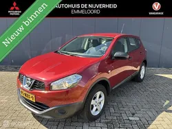 Rood Gebruikt 2010 Nissan Qashqai Visia SUV | € 6.950 (Eerlijke prijs)