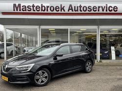 Zwart Gebruikt 2022 Renault Mégane GrandTour Intens Stationwagen | € 17.950 (Eerlijke prijs)